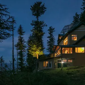 Stayvista At The Corner House - Pet Friendly Shimla